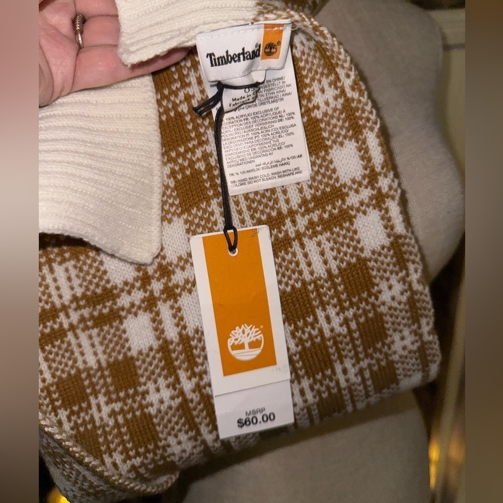Timberland plaid scarf. Super warm and cozy NWT Women/Men🔥 - Picture 3 of 7
